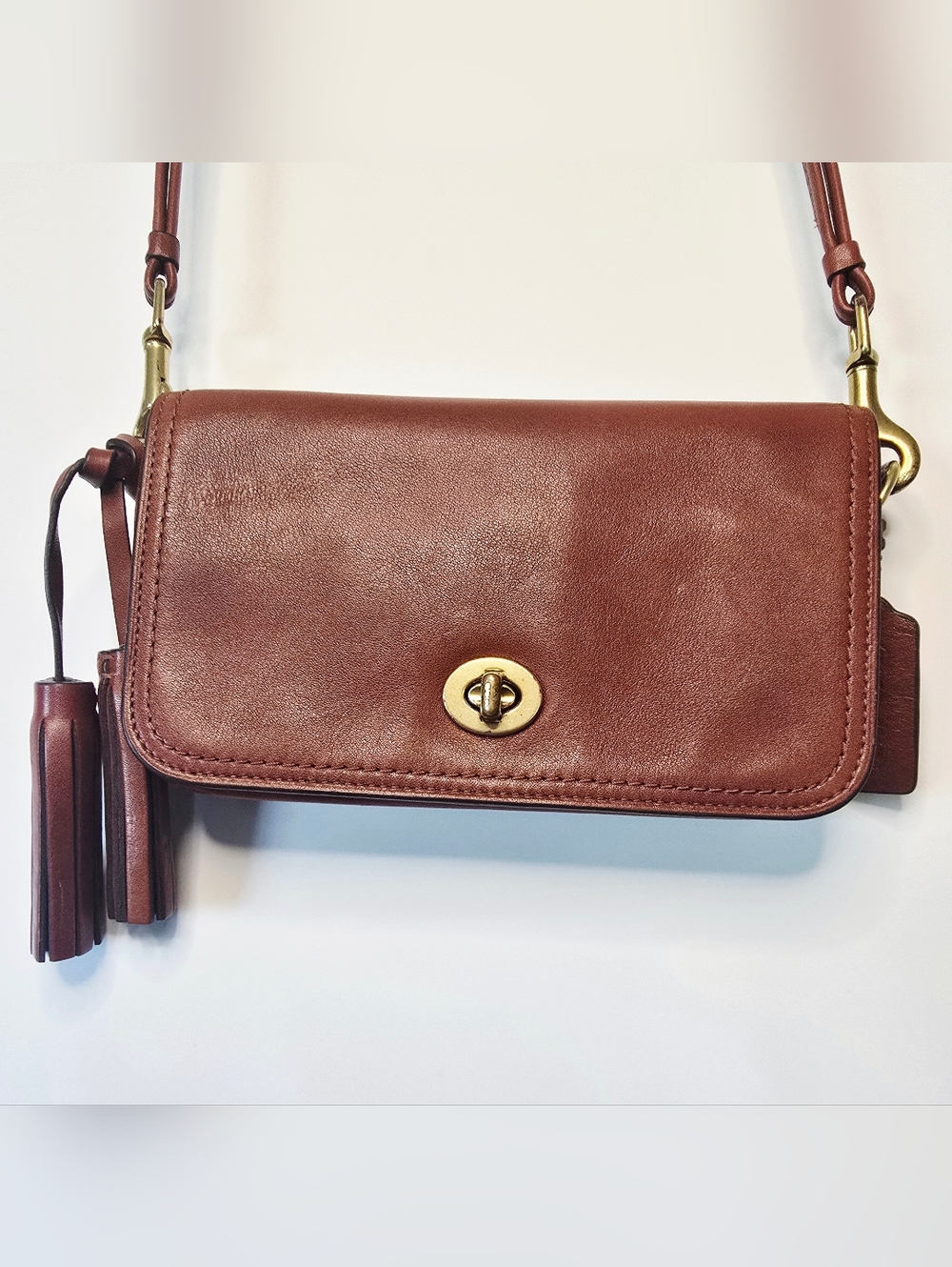 COACH VTG Y2k Legacy Cognac Leather Penny Crossbody Purse Tassels Turnlock - Picture 4 of 16